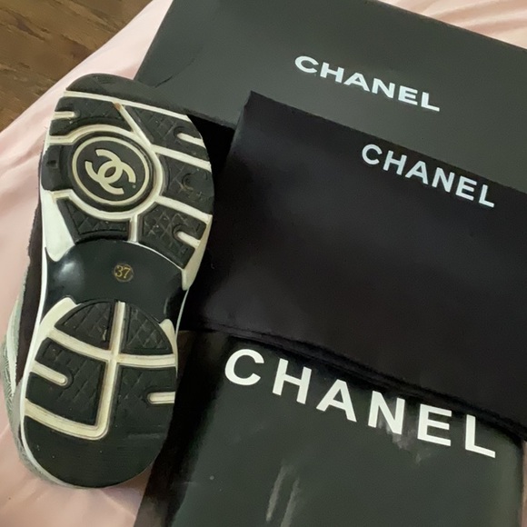 Chanel shoe - Picture 5 of 5